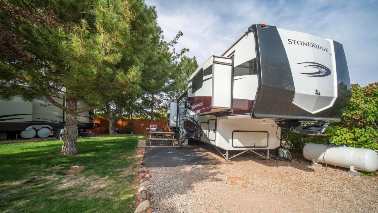 Ferienwohnung Outdoor Glamping Large 5Th Wheel Setup Ok4A Moab Exterior foto