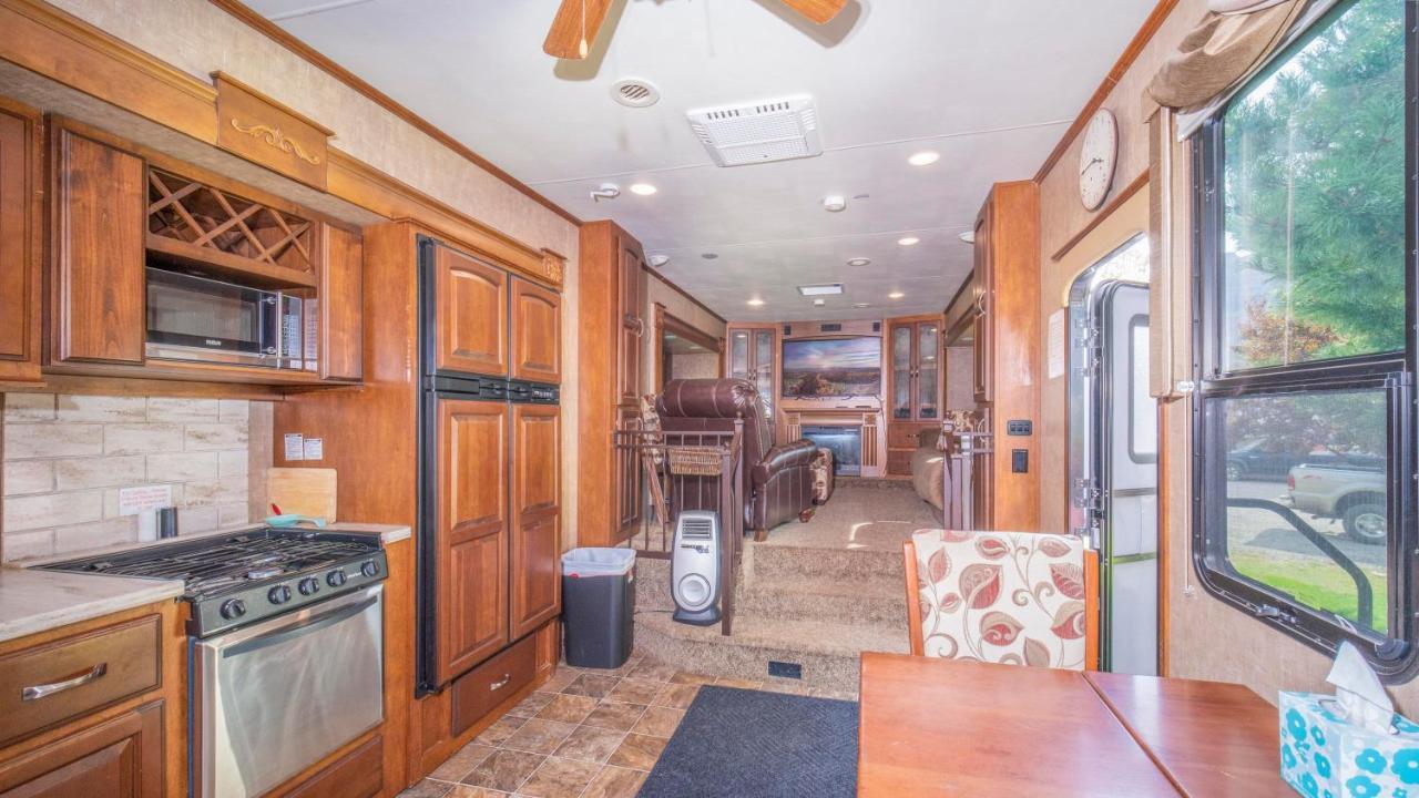 Ferienwohnung Outdoor Glamping Large 5Th Wheel Setup Ok4A Moab Exterior foto